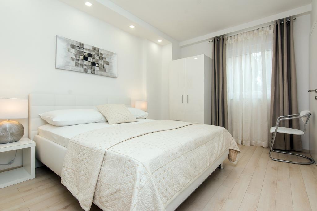 Eden Apartments Zadar Buitenkant foto
