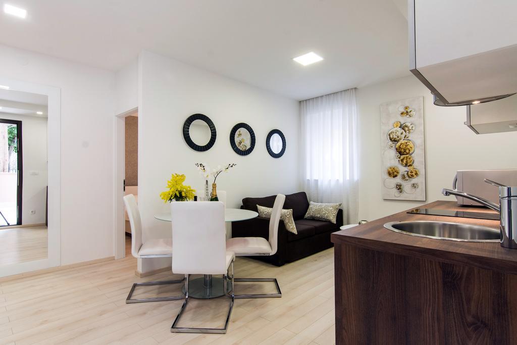 Eden Apartments Zadar Buitenkant foto